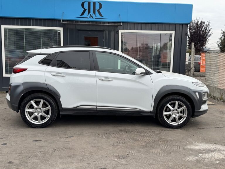 Hyundai Kona 1.6 T-GDi Family A/T