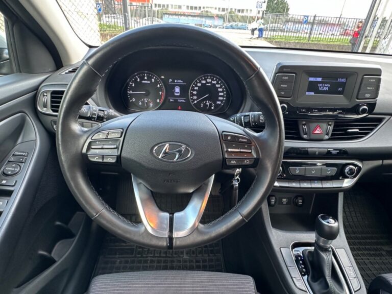 Hyundai i30 CW 1.0 T-GDi Comfort DCT